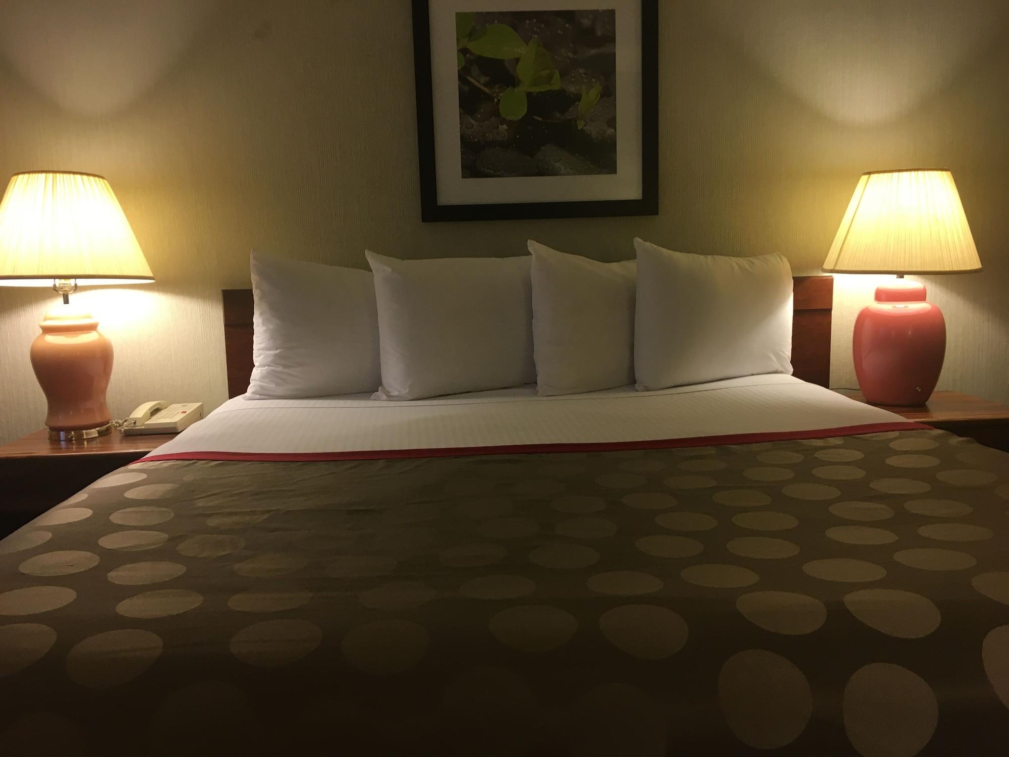 Ramada by Wyndham Portland Airport Otel Dış mekan fotoğraf