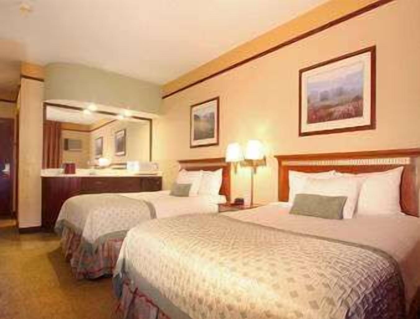 Ramada by Wyndham Portland Airport Otel Dış mekan fotoğraf