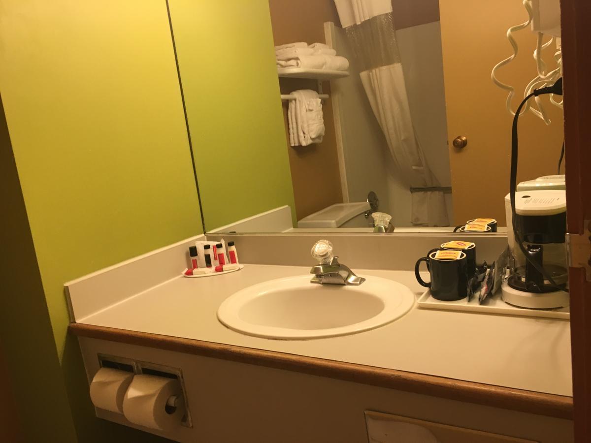 Ramada by Wyndham Portland Airport Otel Dış mekan fotoğraf